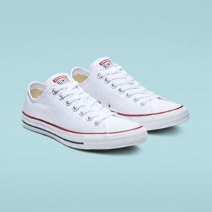 Converse White Canvas Low Tops Size 7.5
